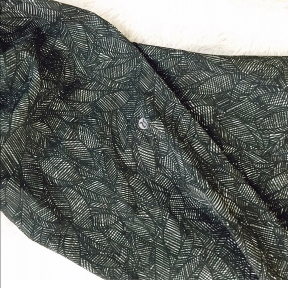 {LuLu🍋} Om Pants - Picture 6 of 8